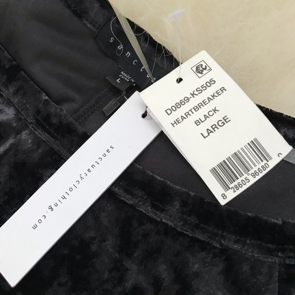 SANCTUARY Night Slayer Velvet Cold Shoulder Dress - Picture 5 of 8